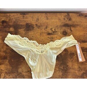 Skims Fits Everybody Lace Dipped Thong Size XL Sage NWT Sexy Kim Kardashian